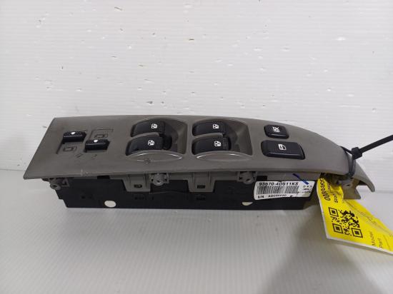 2014 Kia Carnival/grand Carnival — Power Window Switch