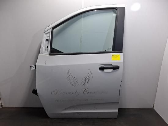 G10 Ldv G10 — Left Front Door