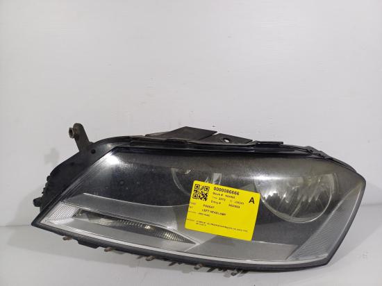 2013 Volkswagen Passat — Left Headlamp
