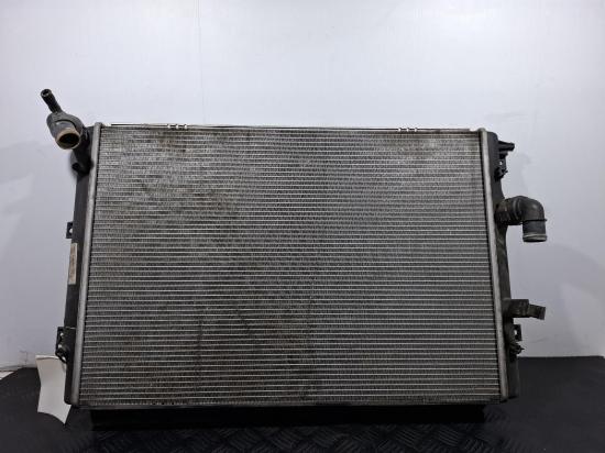 Tiguan Volkswagen Tiguan — Radiator