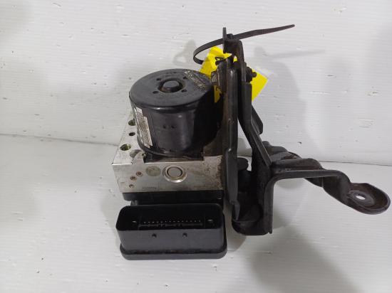 Golf Volkswagen Golf — ABS PUMP/MODULATOR