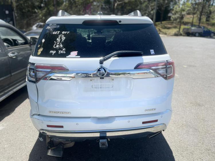 2020 Holden Acadia — Auto Petrol