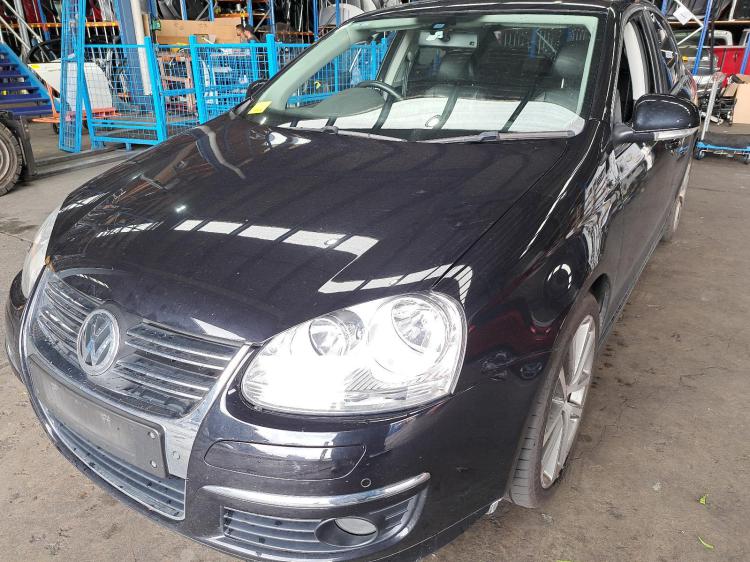 2009 Volkswagen Jetta — 1KM Auto Petrol