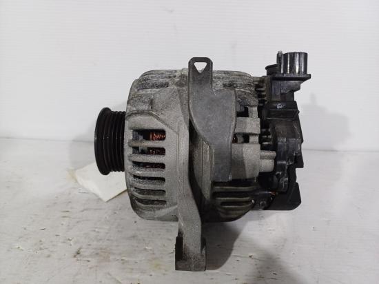 2007 Toyota Kluger — Alternator