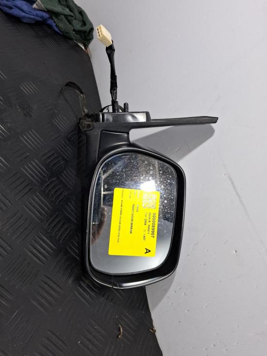 RAV4 Toyota Rav4 — Right Door Mirror