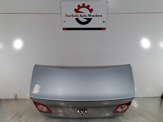 Passat Volkswagen Passat — BOOTLID/TAILGATE
