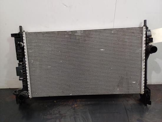 2020 Volvo Xc90 — Radiator