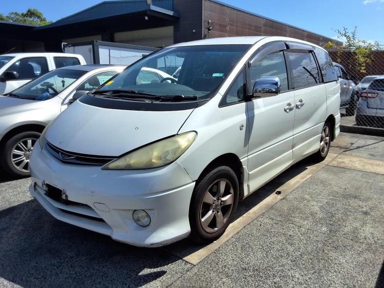 2001 Toyota Estima — Toyota Estima 2001