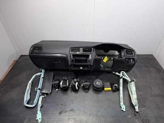 Golf Volkswagen Golf — Airbag Assembly