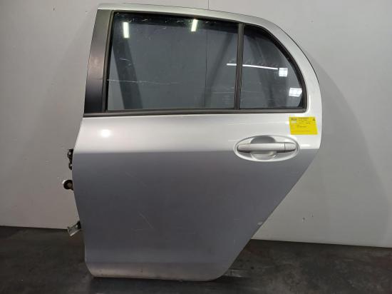 Yaris Toyota Yaris — Left Rear Door