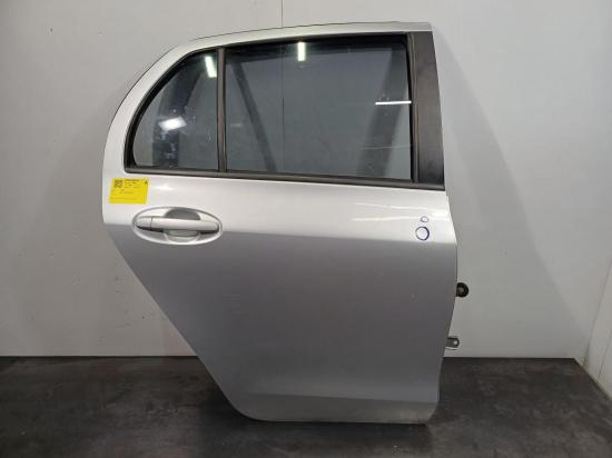 Yaris Toyota Yaris — Right Rear Door