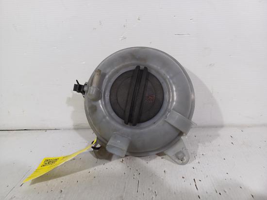Golf Volkswagen Golf — Overflow Bottle