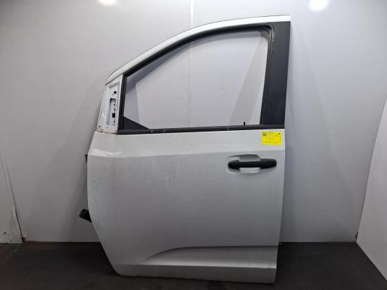 Van LDV G10 Van — Left Front Door
