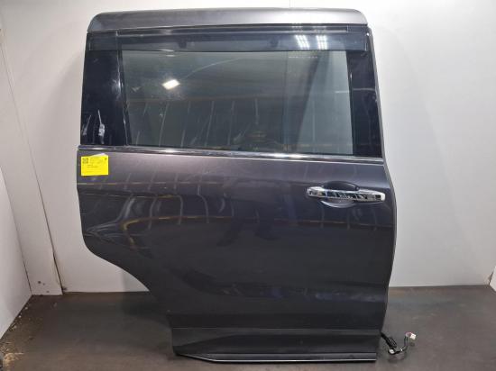 Osyssey Honda Osyssey — Right Rear Door