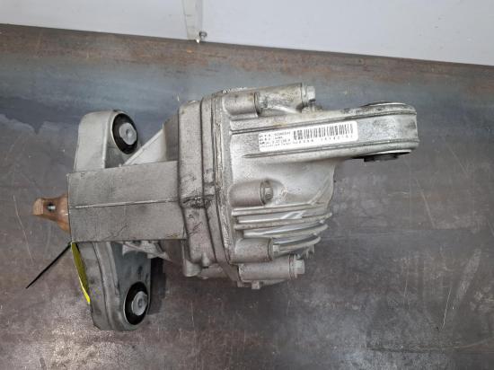 Commodore Holden Commodore — Differential Centre