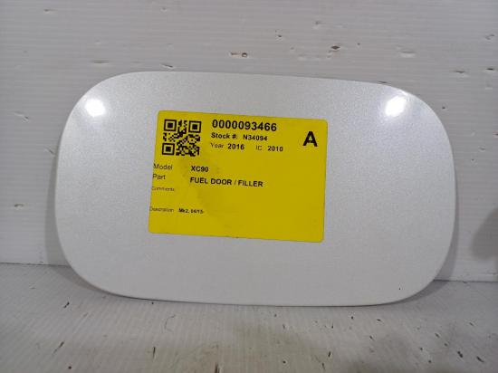 XC90 Volvo Xc90 — Fuel DOOR/FILLER