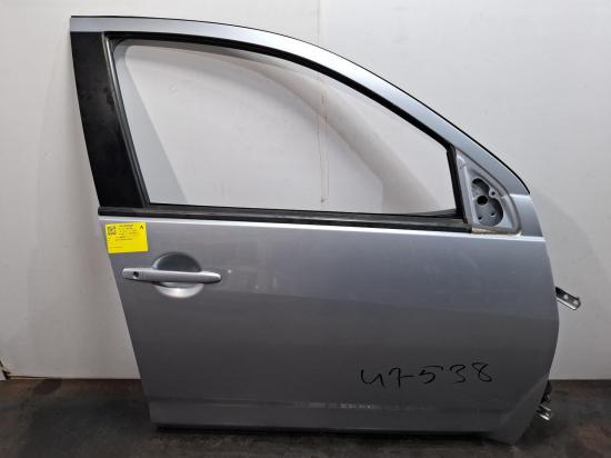2012 Mitsubishi Outlander — Right Front Door