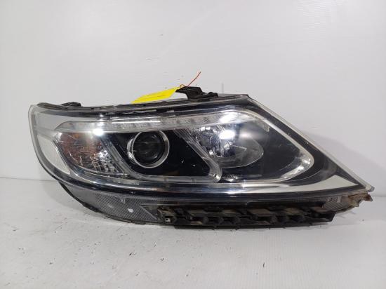 Sorento Kia Sorento — Right Headlamp