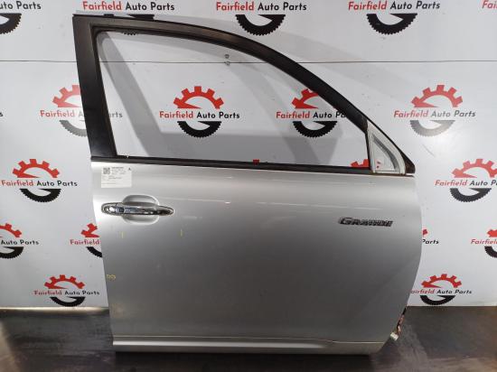 2008 Toyota Kluger — Right Front Door