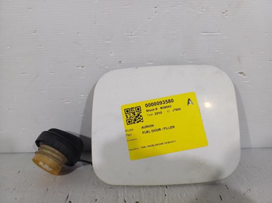 2010 Toyota Aurion — Fuel DOOR/FILLER