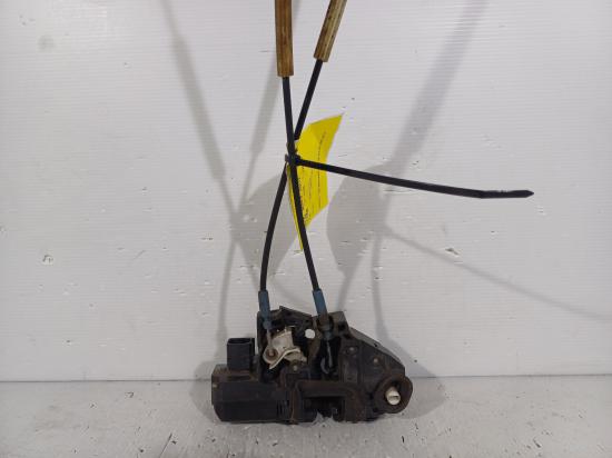 2009 Holden Commodore — Lock Mechanism