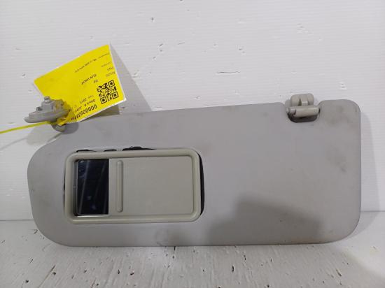 2013 Hyundai I20 — Sun Visor