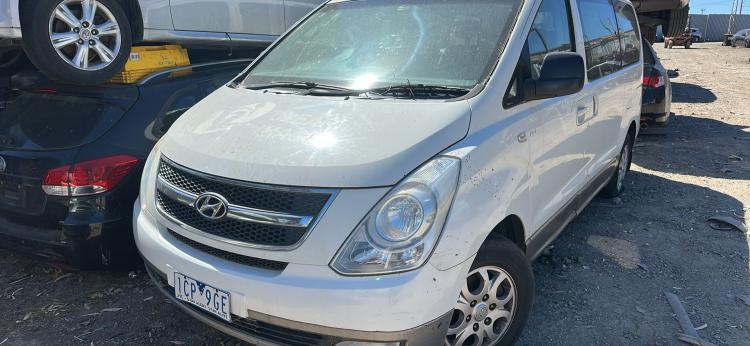 2012 Hyundai Imax — Auto Petrol