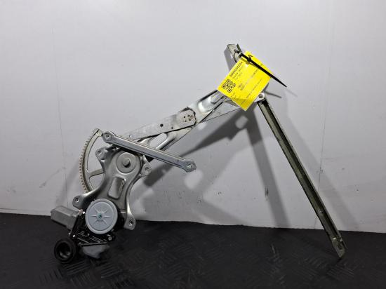 2012 Toyota Yaris — Right Front Window REG/MOTOR