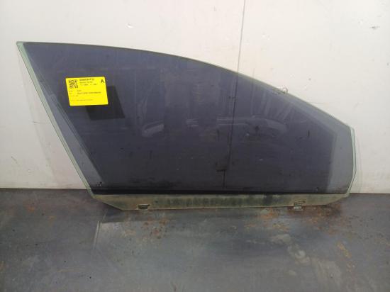Golf Volkswagen Golf — Right Front Door Window