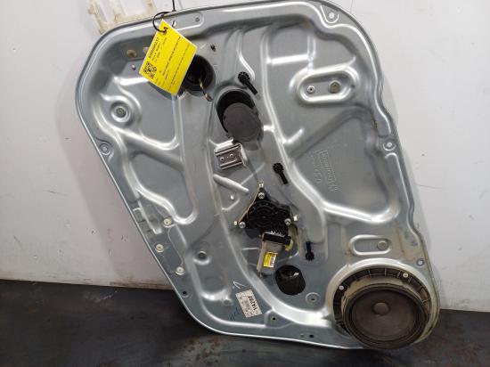 2009 Hyundai I30 — Right Front Window REG/MOTOR