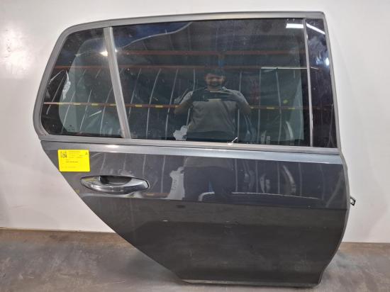 Golf Volkswagen Golf — Right Rear Door