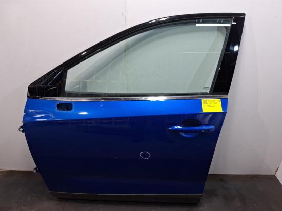 2023 Nissan Qashqai — Left Front Door