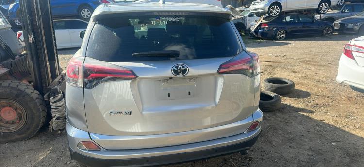2015 Toyota Kluger — Auto Petrol