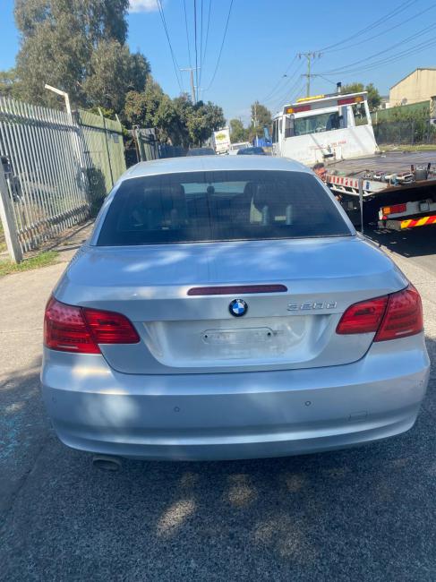 2010 BMW 320D E93 — BMW 320D E93 2010