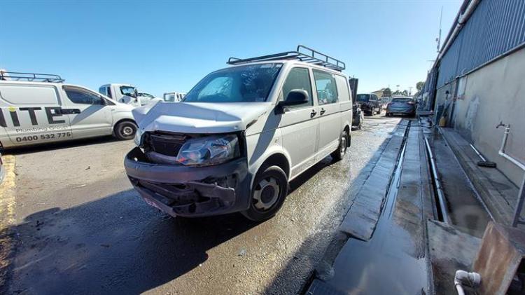2010 Volkswagen Transporter T5 400 — Volkswagen Transporter T5 400 2010
