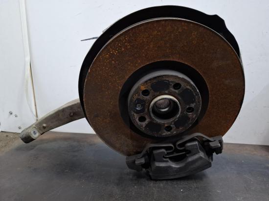 XC90 Volvo Xc90 — Left Front Hub Assymbly
