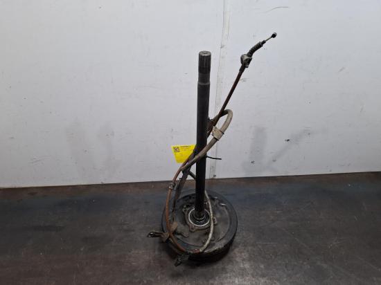 2007 Toyota Hiace — Axle