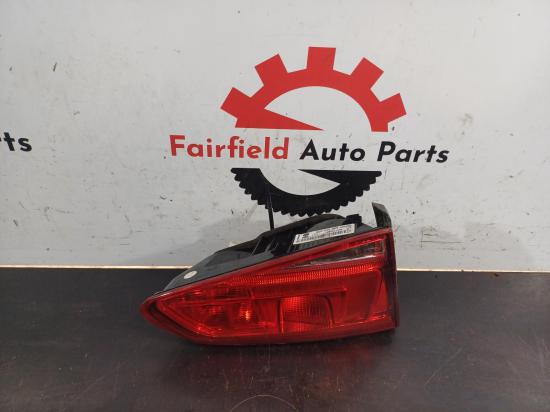 2007 Volkswagen — Right Taillight
