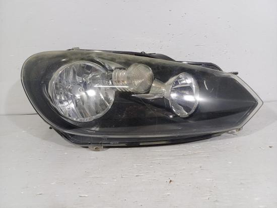 2012 Volkswagen Golf — Riight Headlamp