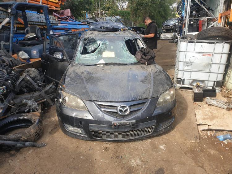 2007 Mazda 3 — Manual Petrol