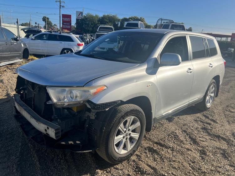 2013 Toyota Kluger — GSU40 Auto Petrol