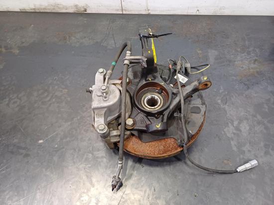 2021 Hyundai Venue — Right Front Hub Assembly