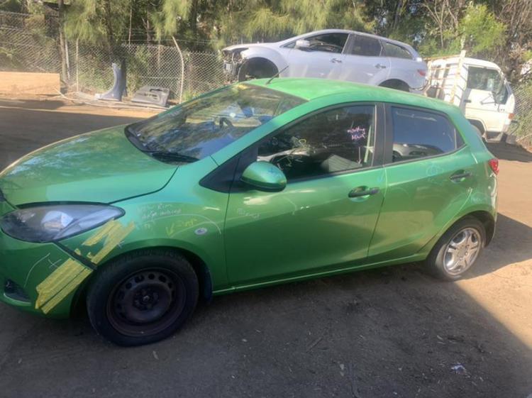 2008 Mazda 2 — Manual Petrol