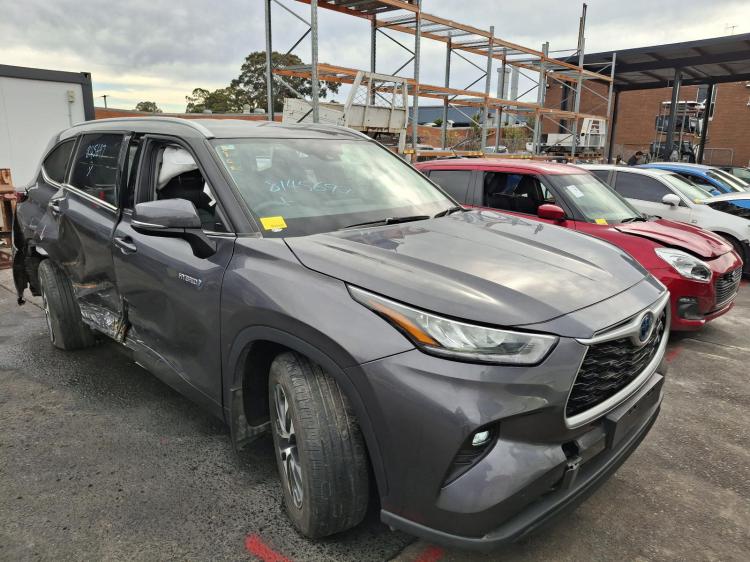2022 Toyota Kluger — AXUH78R Auto Hybrid