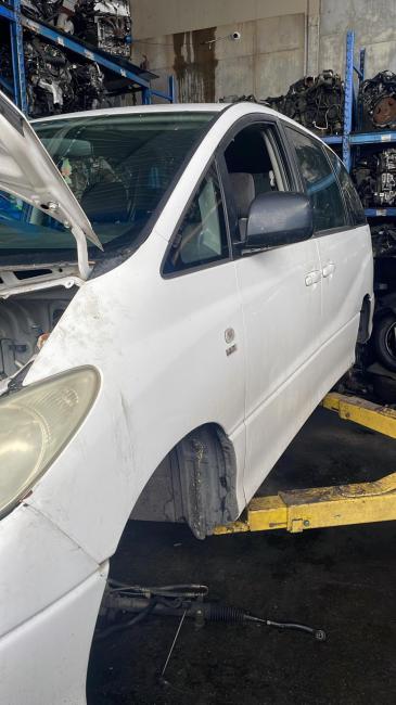 2003 Toyota Tarago — Auto Petrol