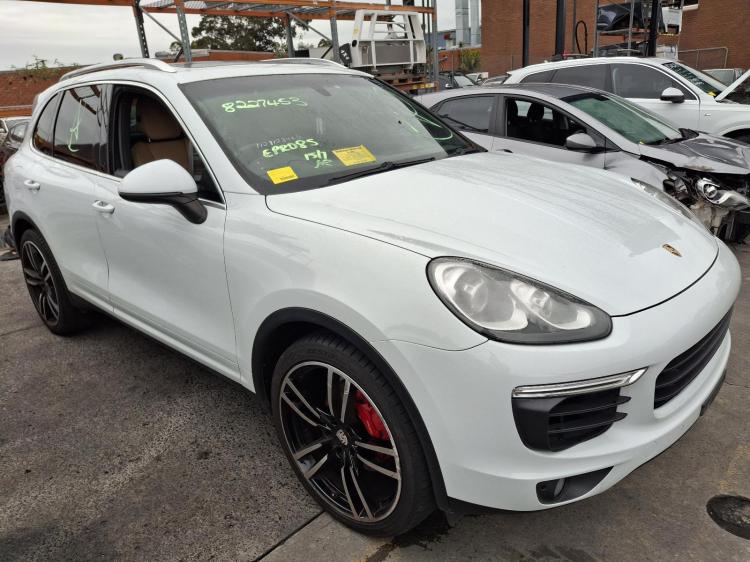 2015 Porsche Cayenne — 92A Auto Diesel