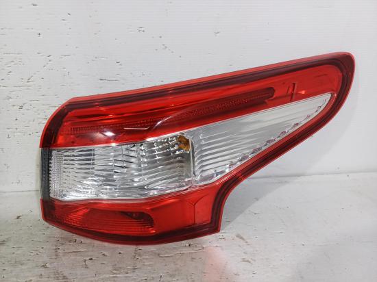 2015 Nissan Qashqai — Right Taillight