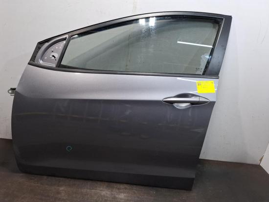 2013 Hyundai I30 — Left Front Door