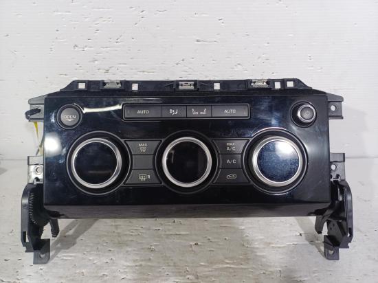 2017 Land Rover Discovery — HEATER/A /C Controls