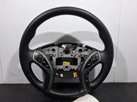 2013 Hyundai I30 — Steering Wheel